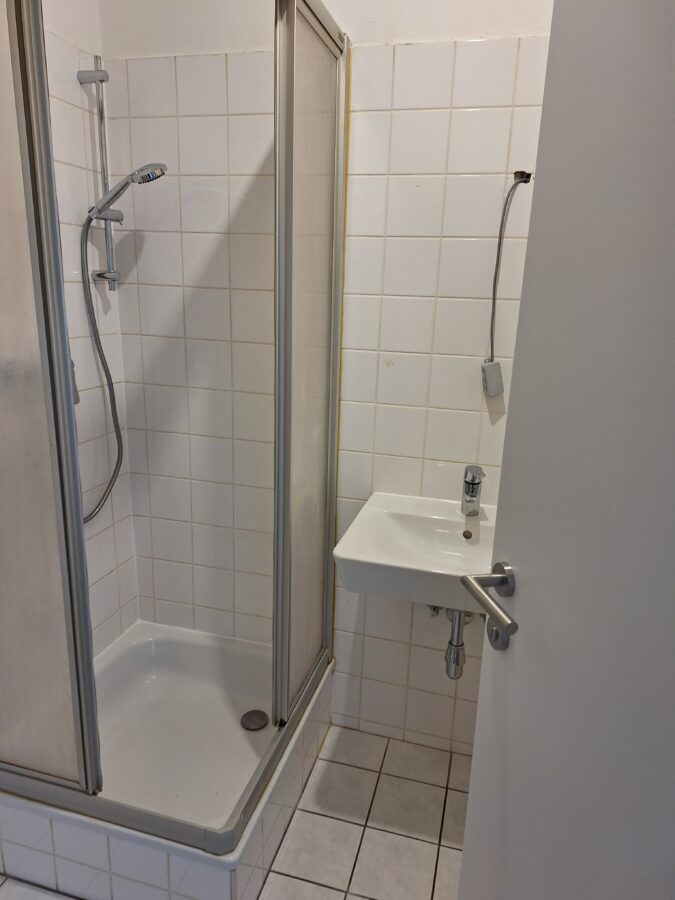 Ideale Singlewohnung in unmittelbarer Nähe des Südbahnhofmarktes im 3 Stock **Lift vorhanden** - 20250513_143442