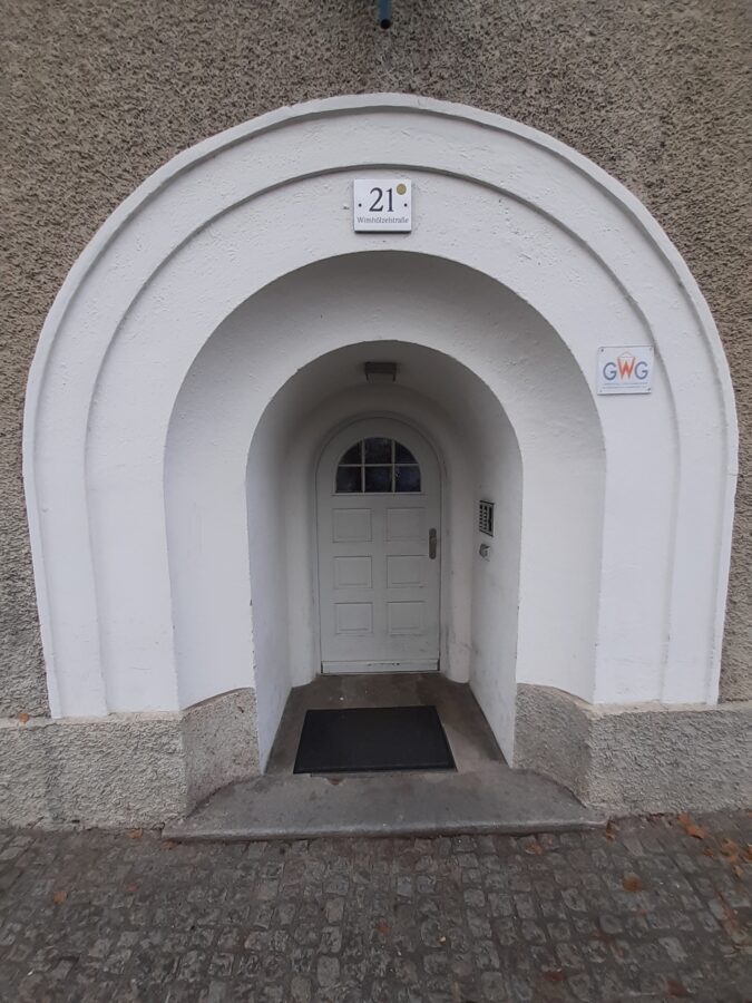 Singlewohnung mit Extrazimmer im 3. Stock **kein Lift** - 20211129_105115