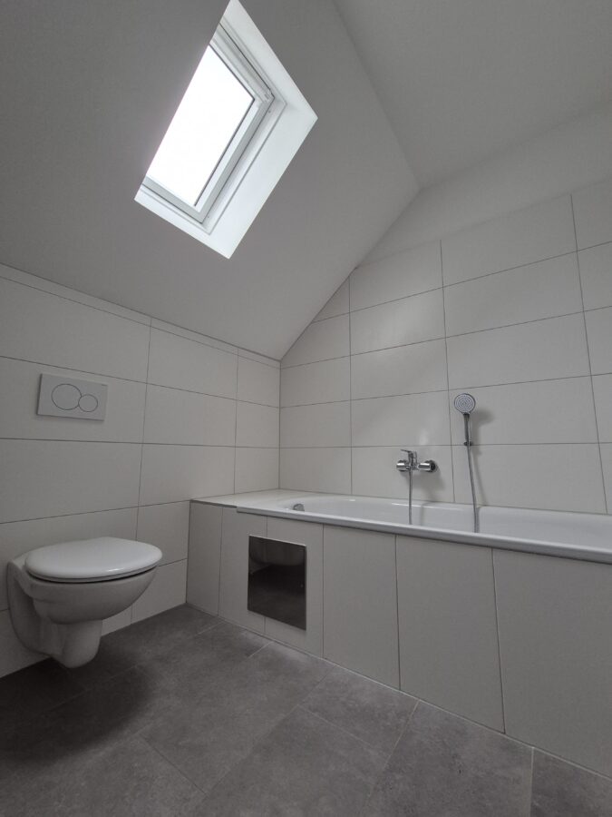 Ideal aufgeteilte 3 Zimmer Wohnung im 2ten Stock ohne Lift *nicht barrierefrei* - 20241120 Bad/WC