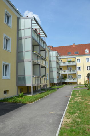 Schöne 3-Raum-Wohnung im 2. Stock mit Loggia in begehrter Lage in Urfahr **kein Lift** ** 1 Monat mietzinsfrei**, 4040 Linz, Wohnung