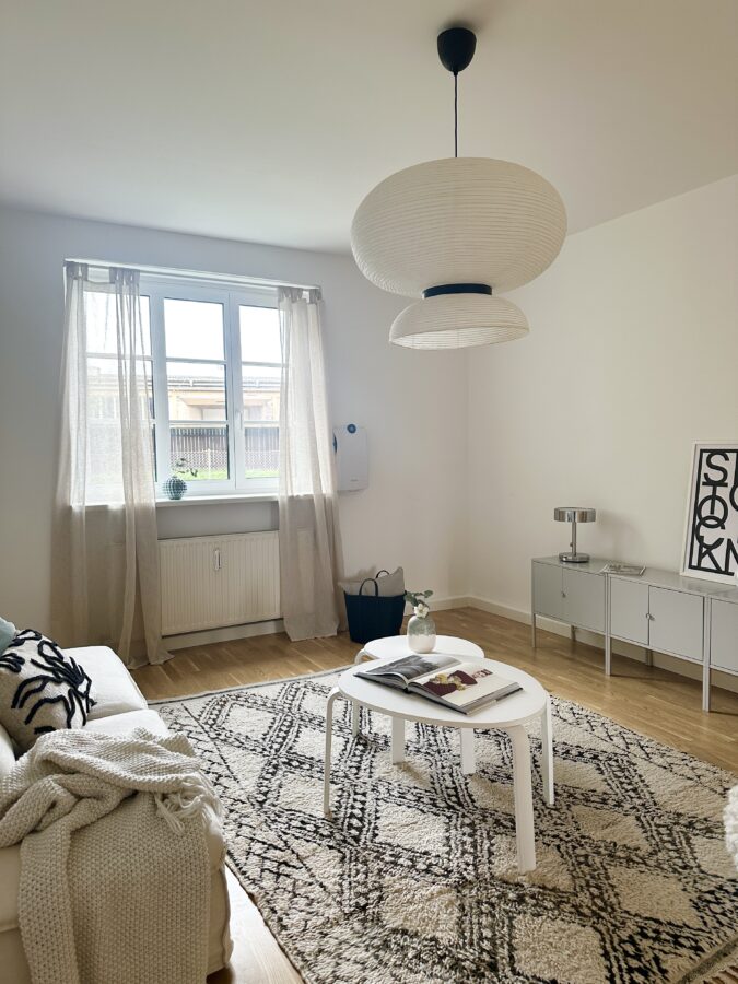 Nette 2 Raum Wohnung im Erdgeschoß mit getrennter Küche ** bei den Bildern handelt es sich um Einrichtungsbeispiele** - WZ3