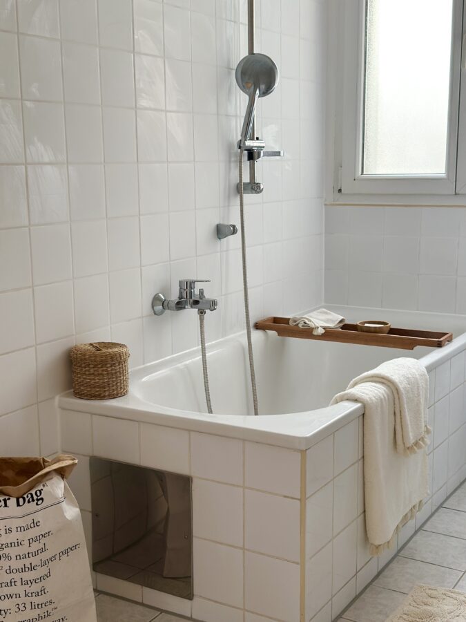 Nette 2 Raum Wohnung im Erdgeschoß mit getrennter Küche ** bei den Bildern handelt es sich um Einrichtungsbeispiele** - Bad2