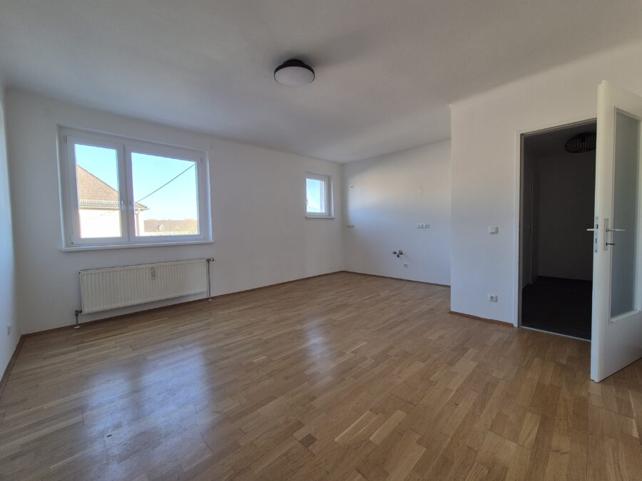Ruhig gelegene 2-Raum-Wohnung (Wohnküche und Schlafzimmer) im 3. Stock mit Lift - 20260119_Wohnküche