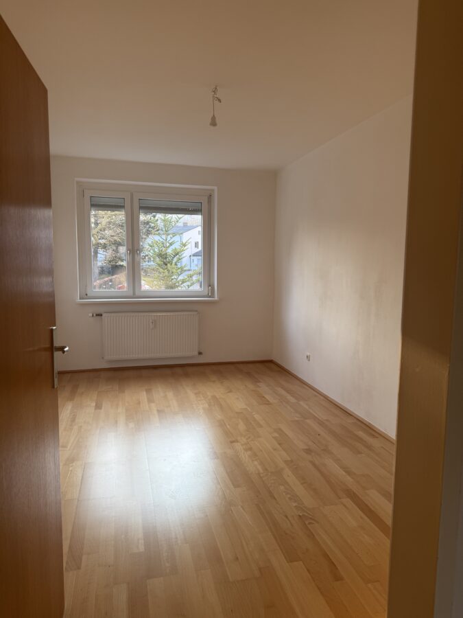 Wohnung mit 2 Kinderzimmer in ruhiger Lage im 2. Stock **Lift** - Kinderzimmer