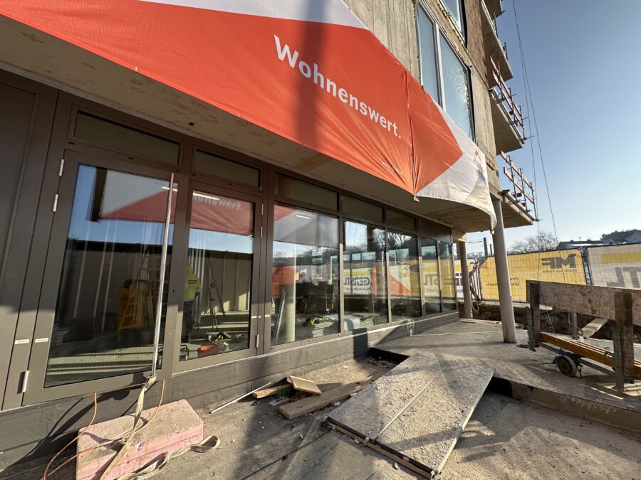 Modernes Neubau-Geschäftslokal – ebenerdig, flexibel gestaltbar & vielseitig nutzbar - Gewerbefläche_Fassade_GL 1