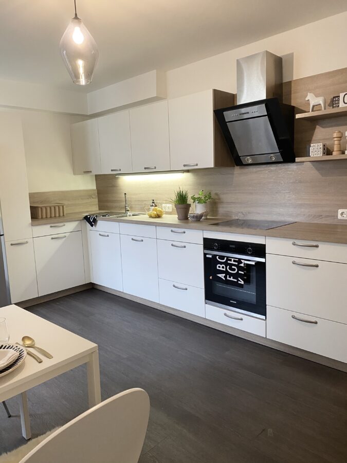 Großzügige helle 2 Raum-Wohnung im Erdgeschoß in ruhiger Lage **bei den Bildern handelt es sich um Einrichtungsbeispiele** - Küche1