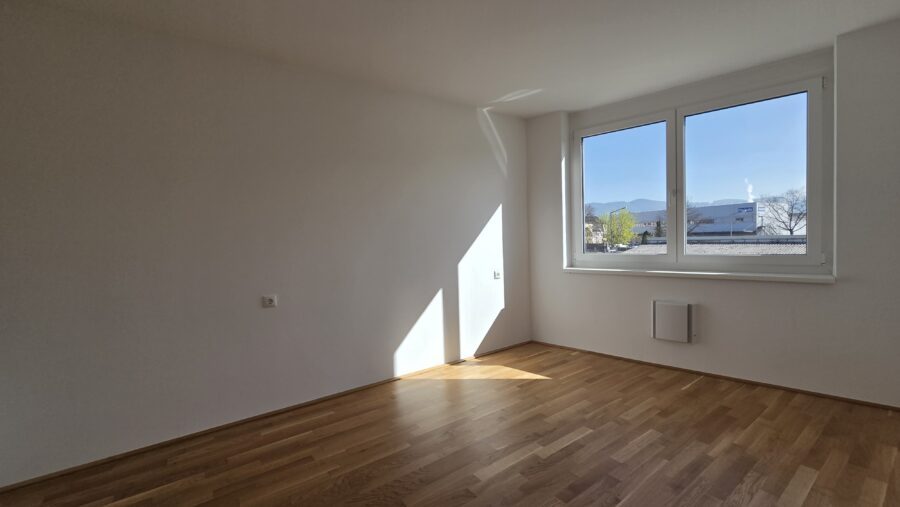 Barrierefrei erreichbare 3-Zimmer-Neubauwohnung mit Loggia im 1ten Stock mit Lift und fix zugeordnetem Tiefgaragenabstellplatz *Übergabetermin 22.05.2024* - 20260407_095640