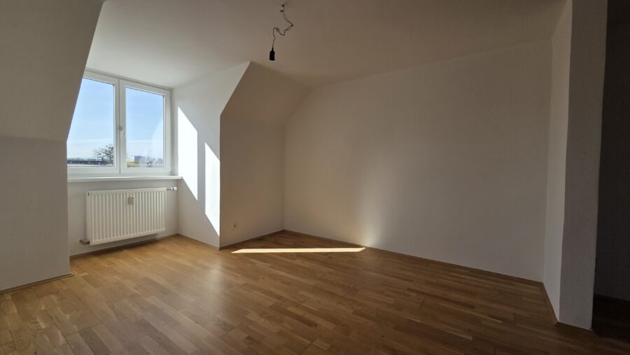 Sanierte 2-Raum-Wohnung im 3. Stock - 20260407_094454