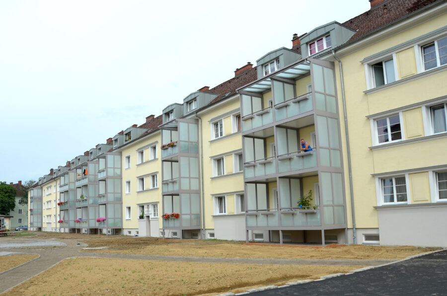 Neu sanierte 2-Raum-Wohnung mit extra Küche im 2. Stock ohne Lift - Hausansicht