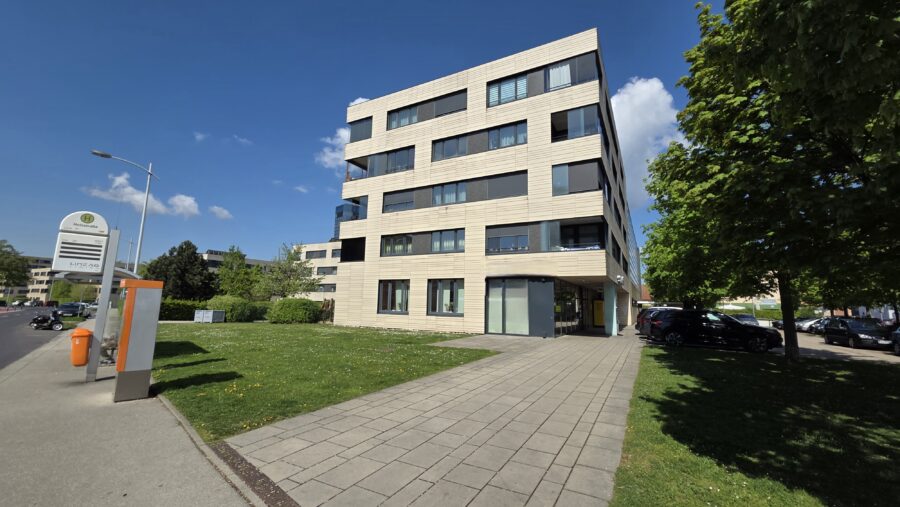 Repräsentative Gewerbefläche für Beratung, Praxis oder Studio – Linz Holzstraße - Ansicht seite