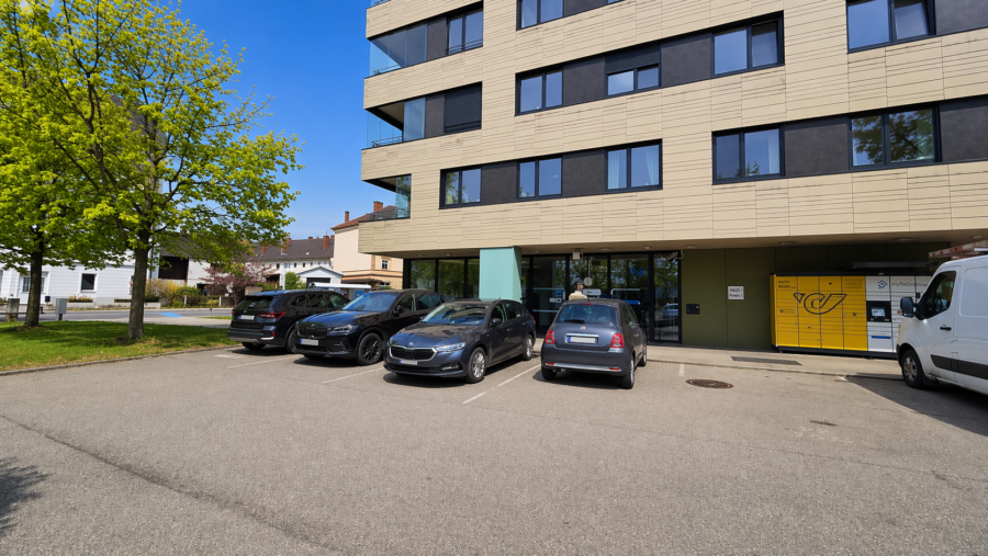 Repräsentative Gewerbefläche für Beratung, Praxis oder Studio – Linz Holzstraße - Ansicht vorne