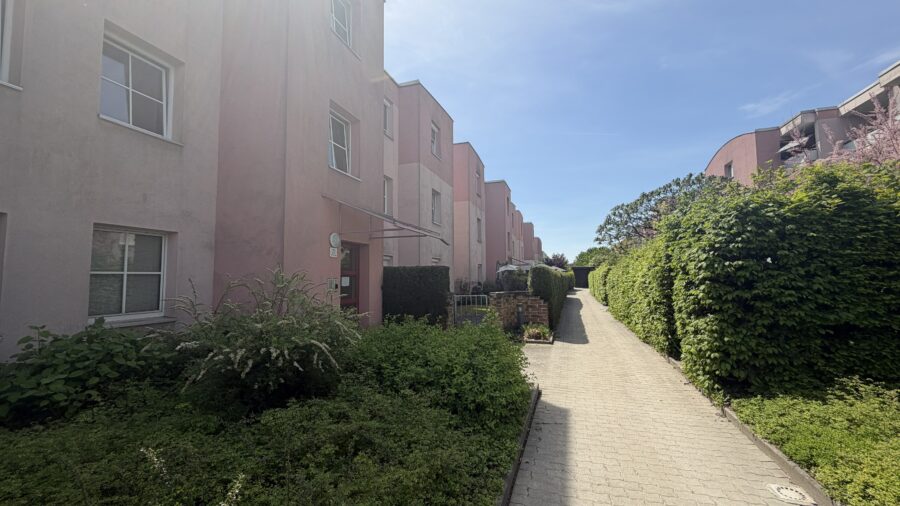 Ruhig gelegene 3-Zimmer Wohnung mit großer Wohnküche sowie Balkon/Loggia und fix zugeordnetem PKW Abstellplatz - IMG_0052
