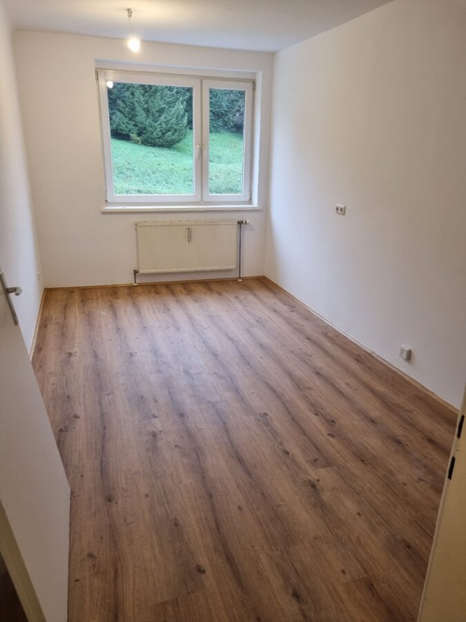 3 Raum Wohnung mit großer Loggia im 4ten Stock, Badezimmer und WC sind getrennt untergebracht. - Wank78_Küche