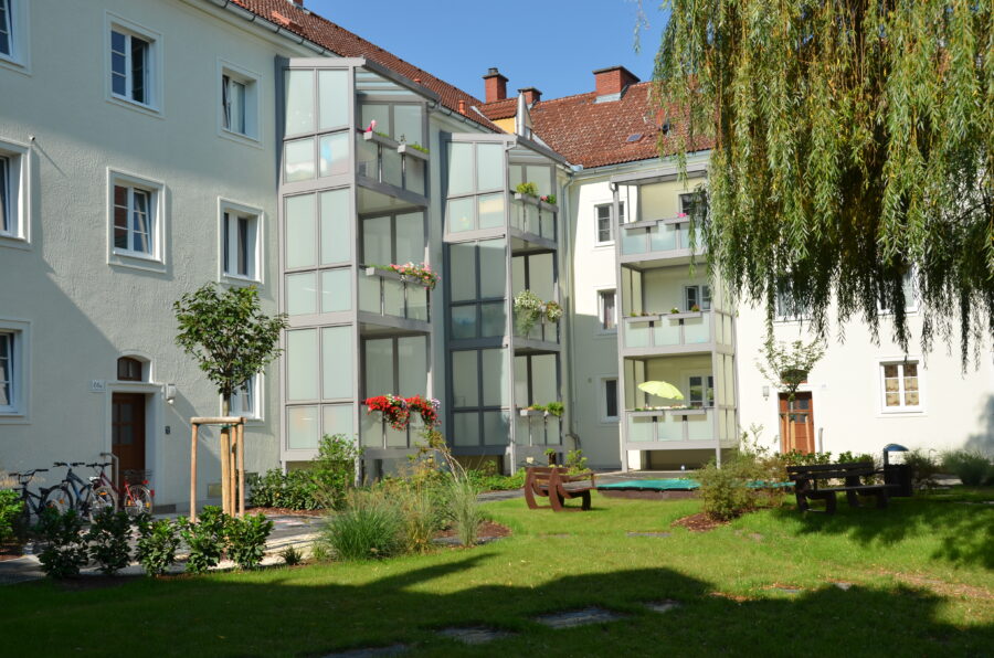 3-Zimmer Wohnung mit Loggia & praktischer Raumaufteilung - Hausansicht