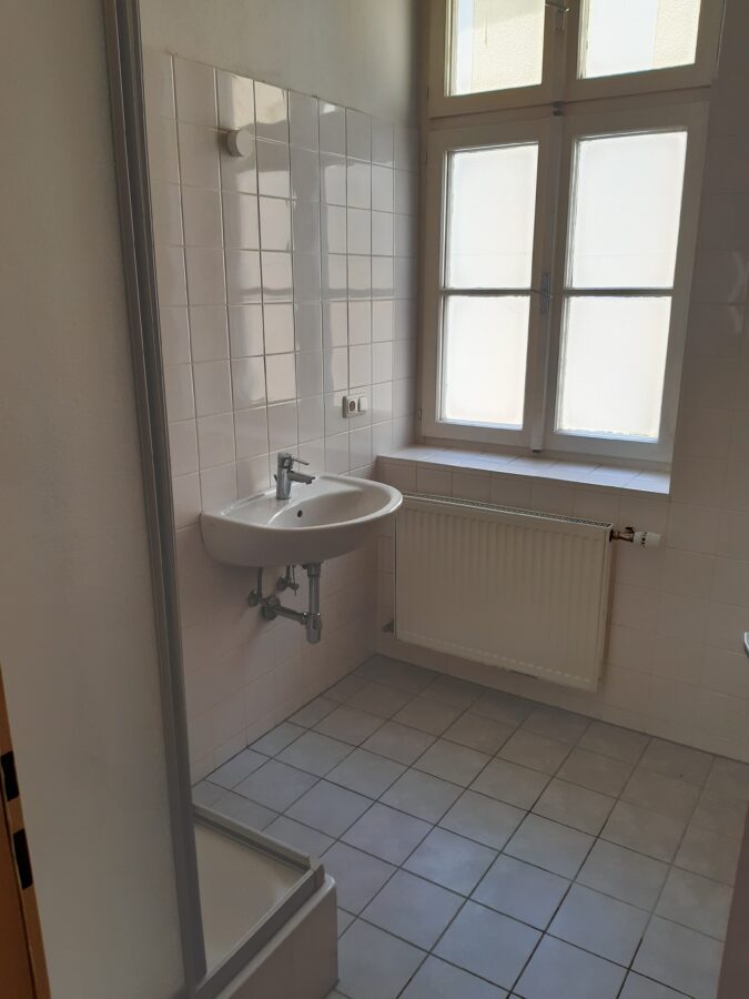 Traumhafte 2 Zimmer Wohnung im 1ten Stock ohne Lift - 20230619 Bad