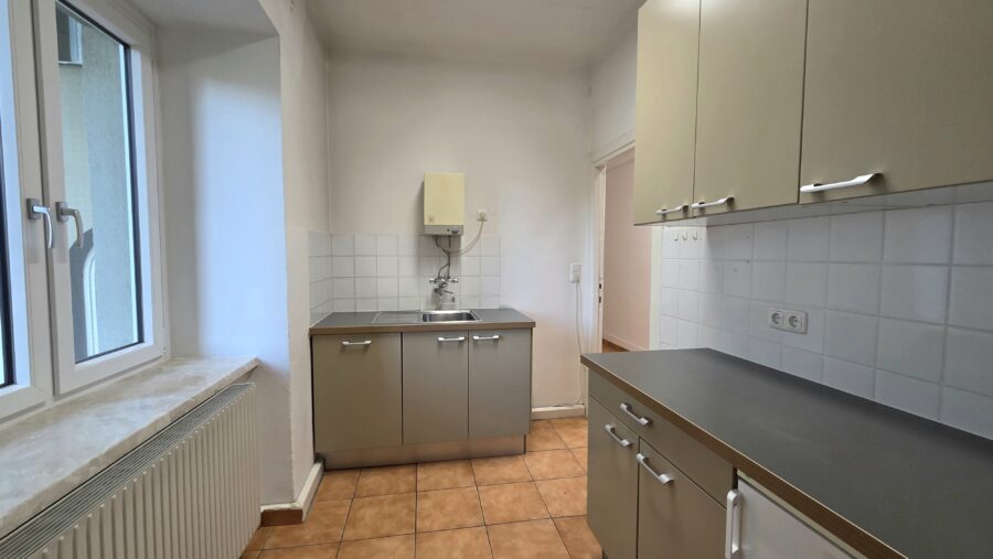 Zentrale Fläche nahe Südbahnhofmarkt - ideal für Therapie, Büro, Schulung oder Coaching - Küche