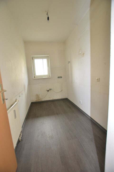 3-Raum-Wohnung mit Loggia und PKW-Abstellplatz - Küche
