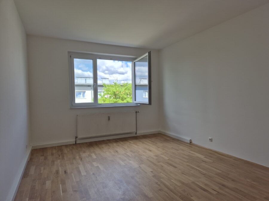 3-Zimmer-Wohnung mit Loggia & Kellerabteil - 20260703_Kinderzimmer