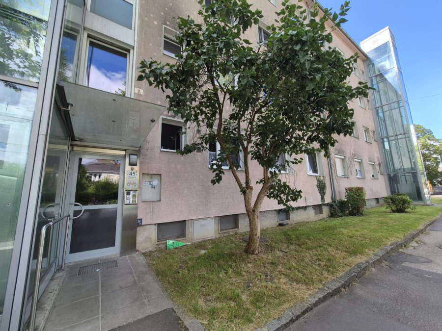 Gemütliche 2-Zimmer-Wohnung mit Balkon - 20260703_Hausansicht