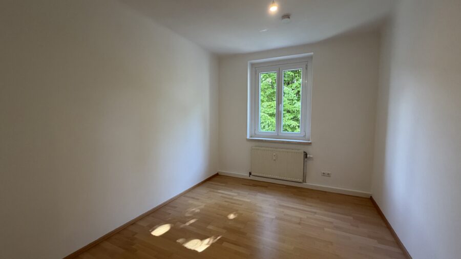 Gemütliche 3-Zimmer-Wohnung mit Loggia *Urfahr* - Image (11)