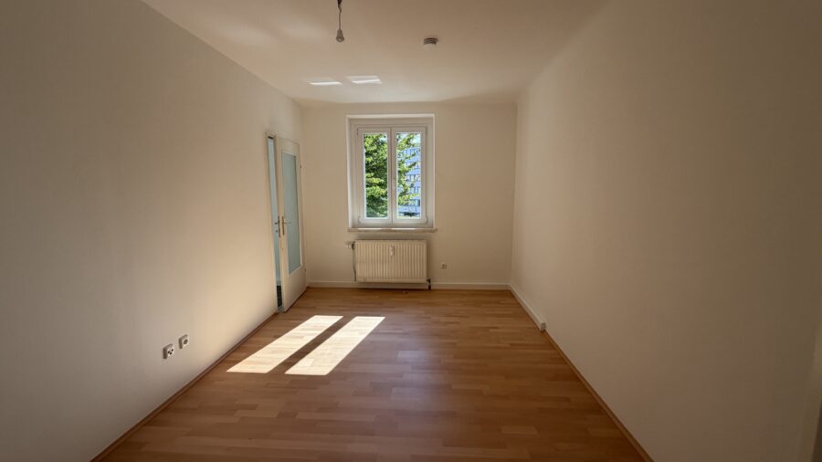 Gemütliche 3-Zimmer-Wohnung mit Loggia *Urfahr* - Image (8)