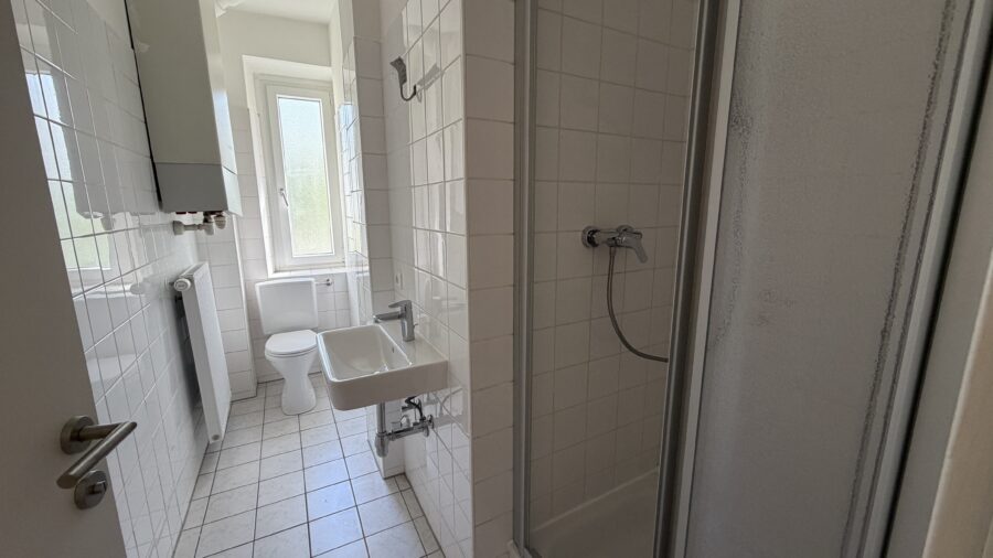 2-Zimmer-Wohnung mit separater Küche & Kellerabteil *Linz-Franckviertel* - Image (7)