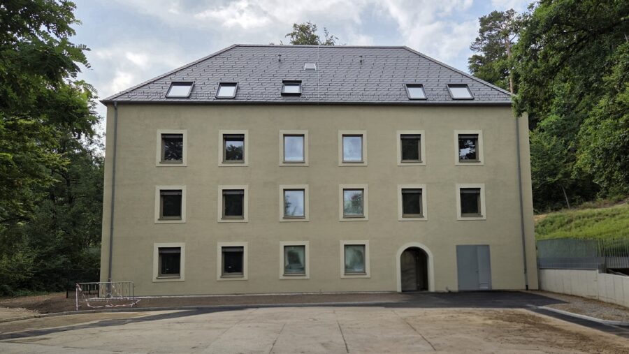 Ganz oben zuhause - ruhiges Wohnen im Neubau in Grünruhelage - Top 7 - GWG_Am_alten_Feldweg_Vorderansicht