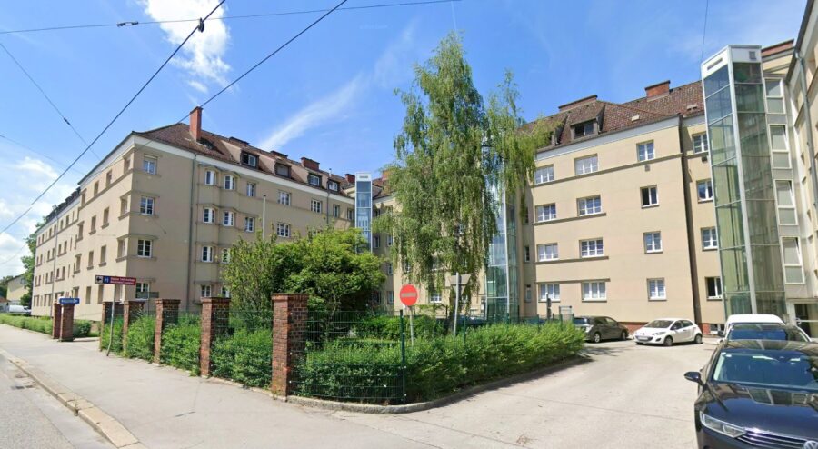 2-Zimmer-Wohnung mit Badfenster nähe Unionkreuzung *Linz* - Außenansicht