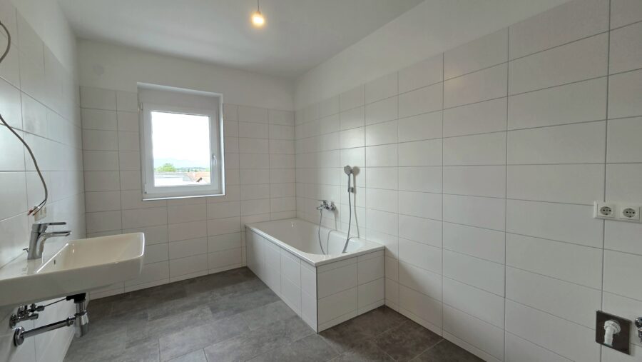 Zuhause mit Aussicht – moderne 4-Zimmer-Neubauwohnung in Sattledt - 20260511_112329