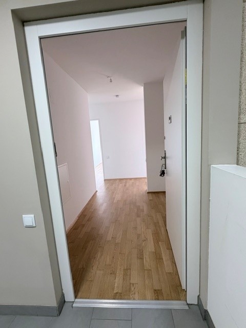 Altersgerechtes Wohnen in Linz-Spallerhof – 70 m² mit Loggia - Vorraum