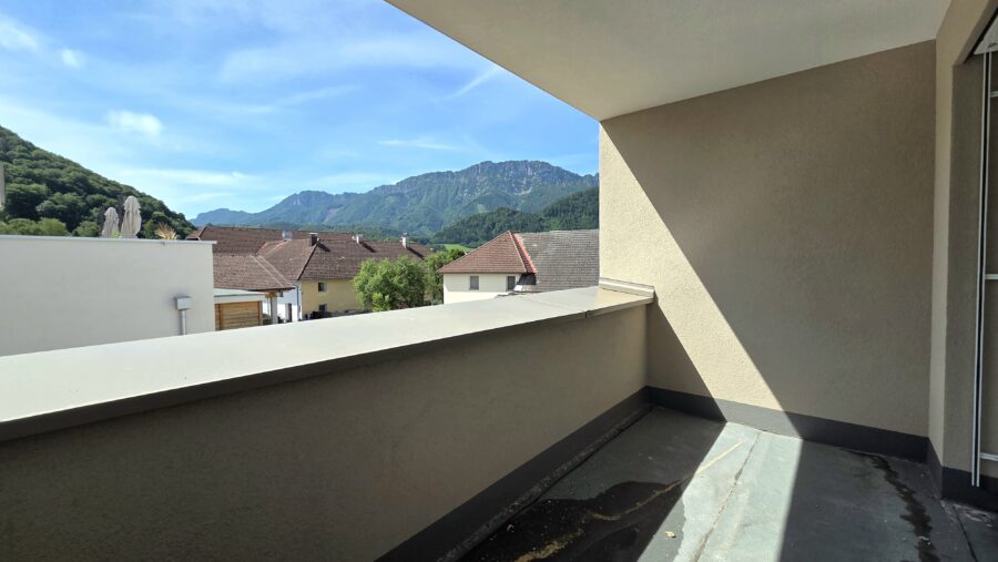 Erste eigene Wohnung in Micheldorf: 2 Zimmer mit Loggia und Tiefgarage - Loggia