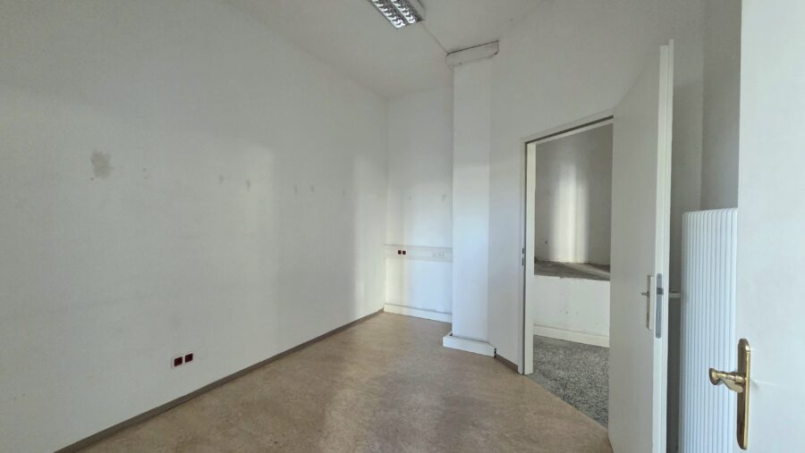 Vielseitige Gewerbefläche in Linz-Kleinmünchen – ideal für Studio, Praxis oder Schulung - 20260812_082246