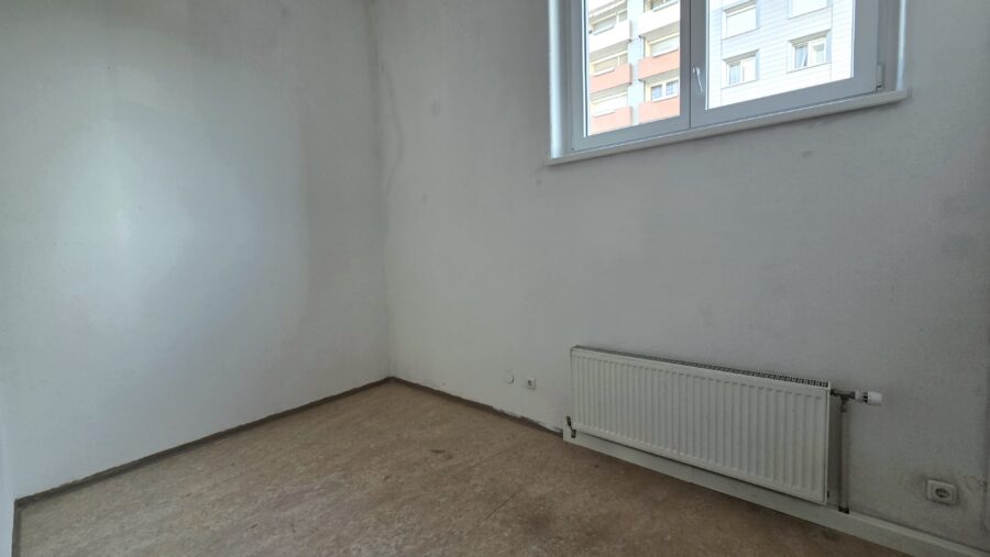 Vielseitige Gewerbefläche in Linz-Kleinmünchen – ideal für Studio, Praxis oder Schulung - 20260812_082112