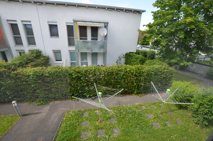 2-Zimmer-Wohnung mit Loggia und separater Küche - Innenhof