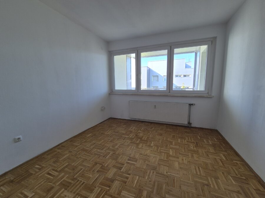 Kompakte 2-Zimmer-Wohnung mit Loggia - 20260915_Schlafzimmer