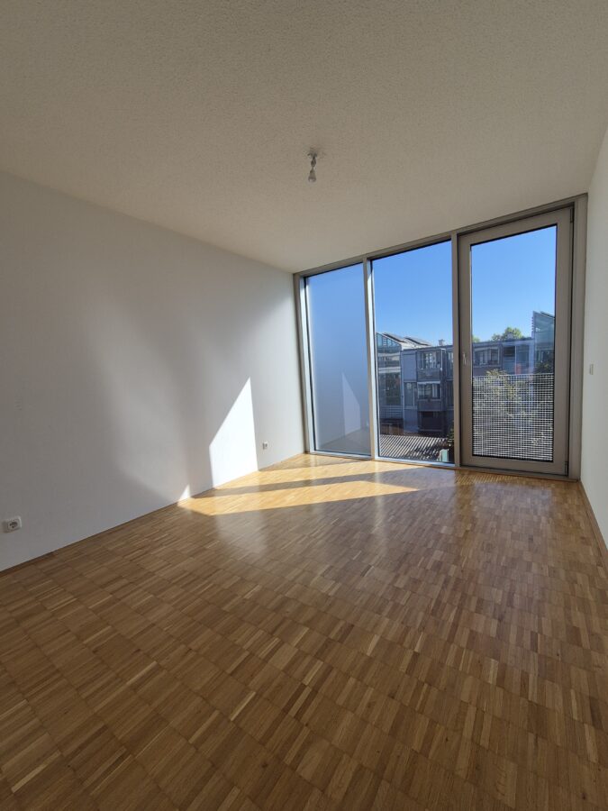 3-Raum-Wohnung im obersten Geschoß mit gemütlicher Loggia (Linz / Pichling) - 20260915_Schlafzimmer