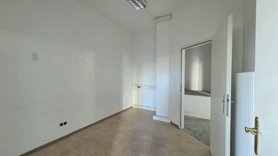 Vielseitige Gewerbefläche in Linz-Kleinmünchen – ideal für Studio, Praxis oder Schulung - 20260812_082246